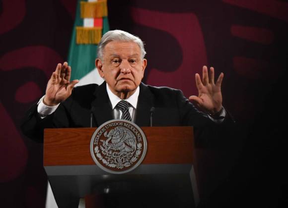 AMLO recibe carta de China tras discurso del 5 de mayo, después de declarar ‘México no será colonia de ningún país’