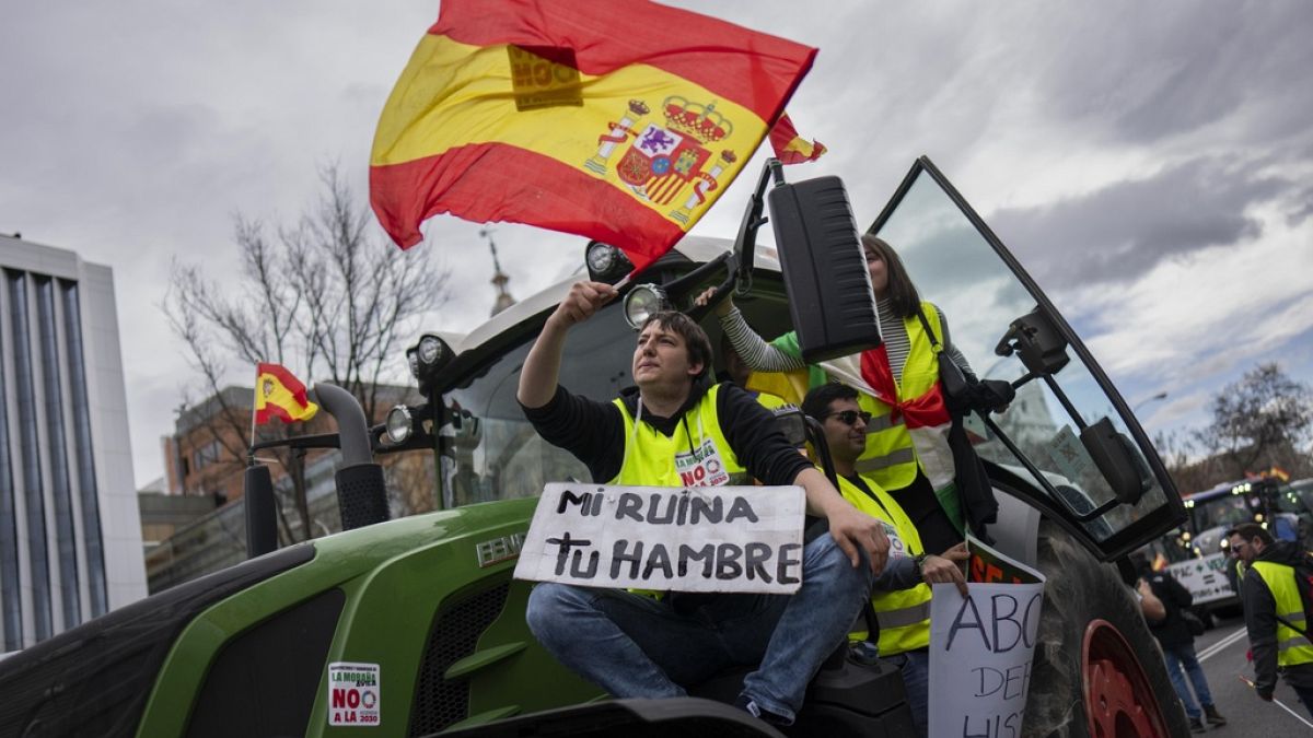 Grupos españoles se unen a la extrema derecha para frustrar políticas clave de la UE