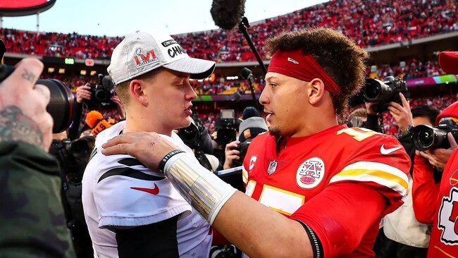 burrow mahomes ezgif.com resize