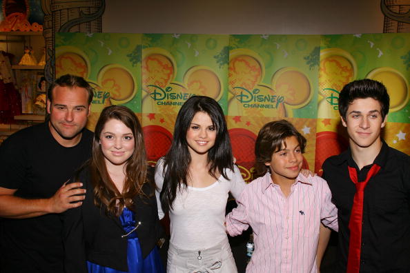 Selena Gomez revela que aparecerá en el reboot de ‘Los Hechiceros de Waverly Place’