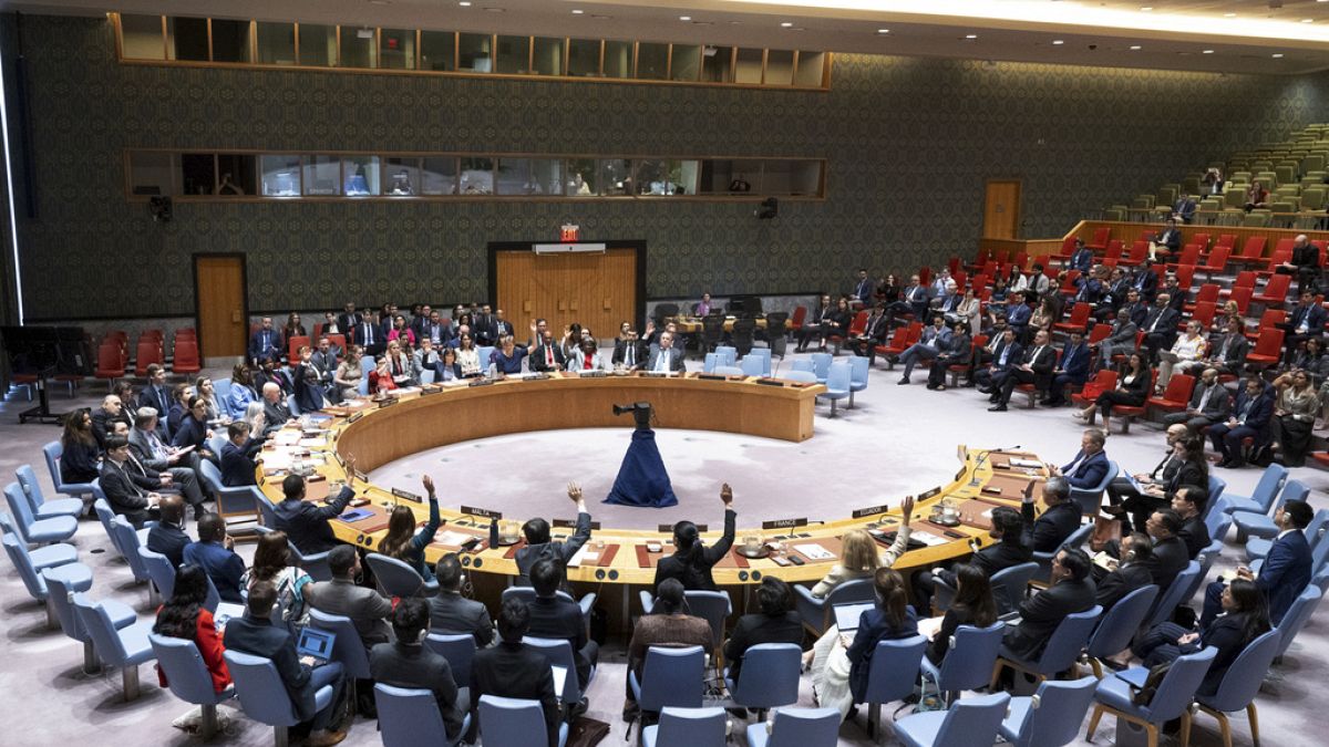 La ONU respalda el plan de alto el fuego respaldado por Estados Unidos mientras Blinken mantiene conversaciones sobre Gaza