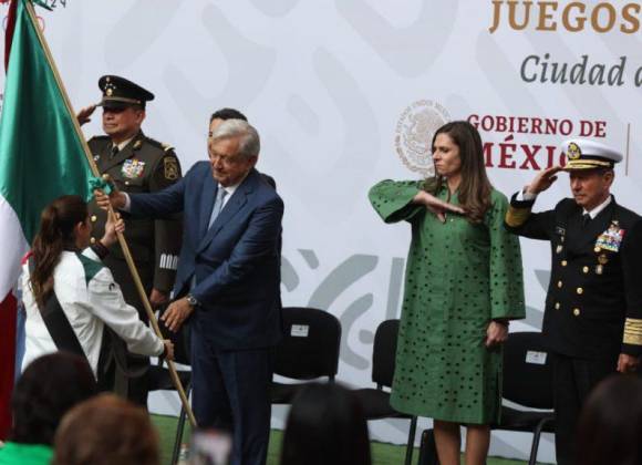 AMLO y Ana Guevara encabezan el abanderamiento de México para los Juegos Olímpicos de París 2024