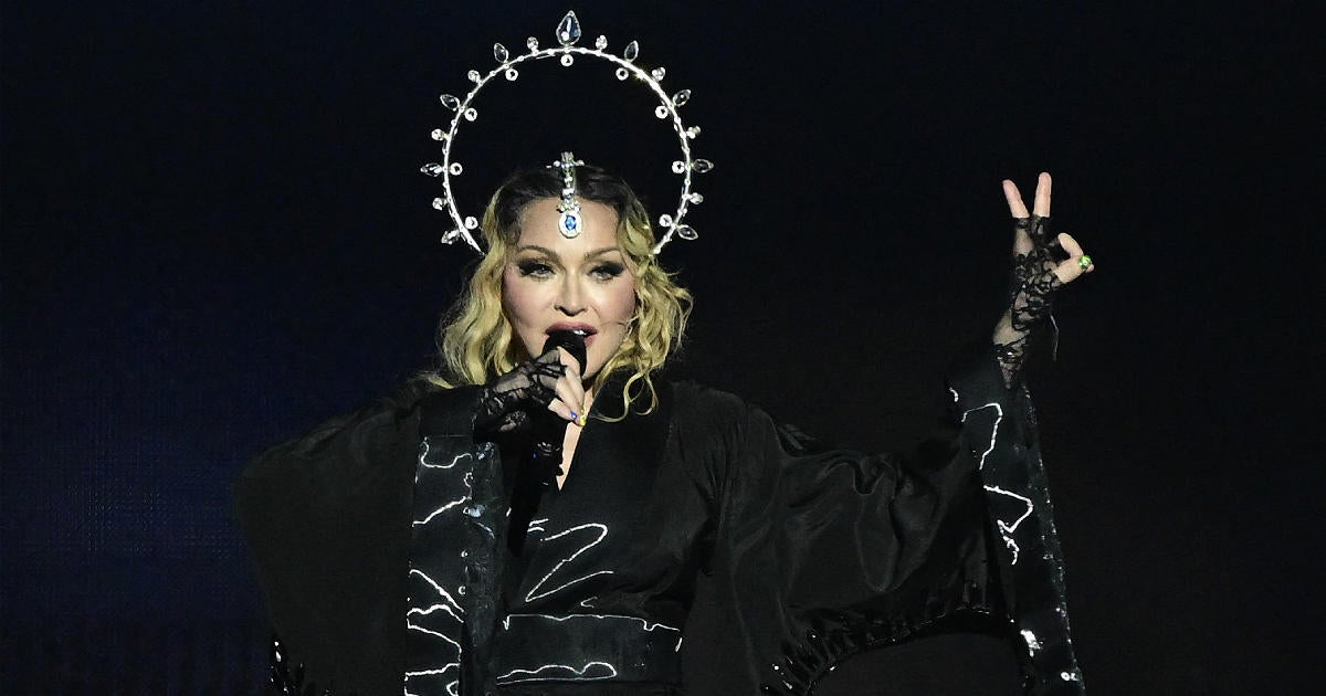 Madonna demandada por supuestamente obligar a los asistentes a conciertos a ver 'actos sexuales'