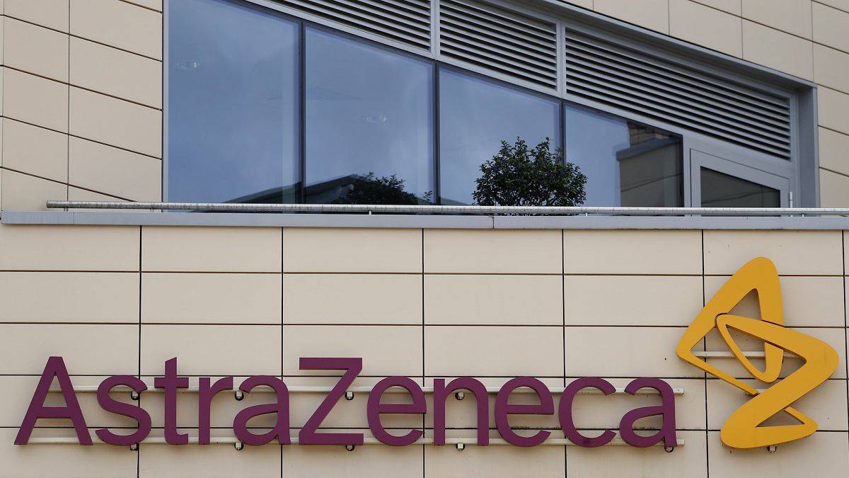 AstraZeneca supera las previsiones de beneficios del segundo trimestre y eleva sus previsiones