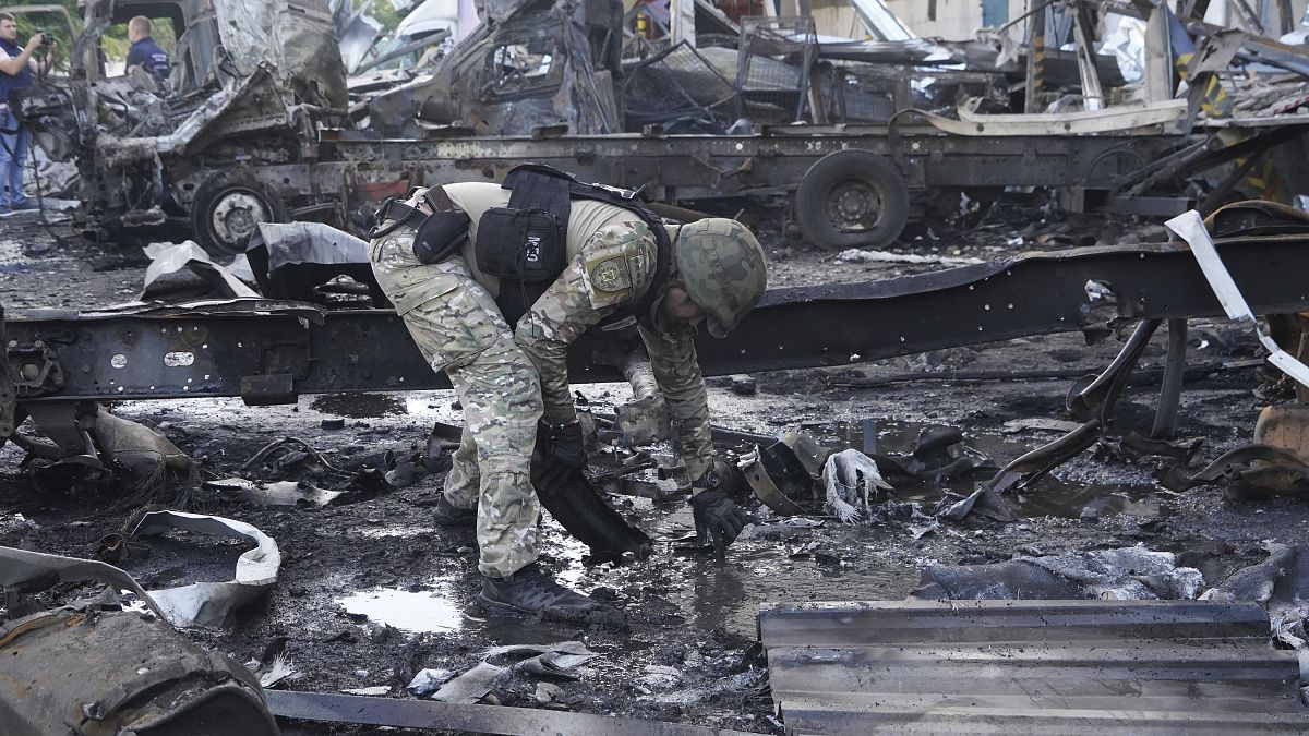 Los ataques en el este de Ucrania matan al menos a once personas durante el fin de semana