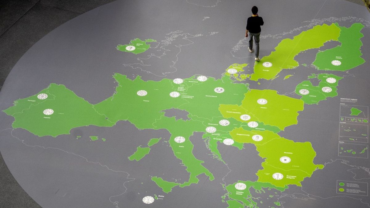 Perspectivas de la economía mundial del FMI: ¿Se avecinan más recortes de las tasas de interés?