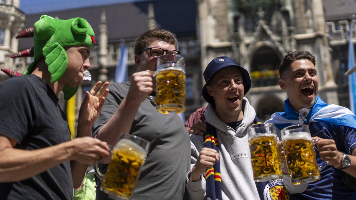 ¡Prost! Munich tendrá su primera cervecería al aire libre mientras el consumo de alcohol cae