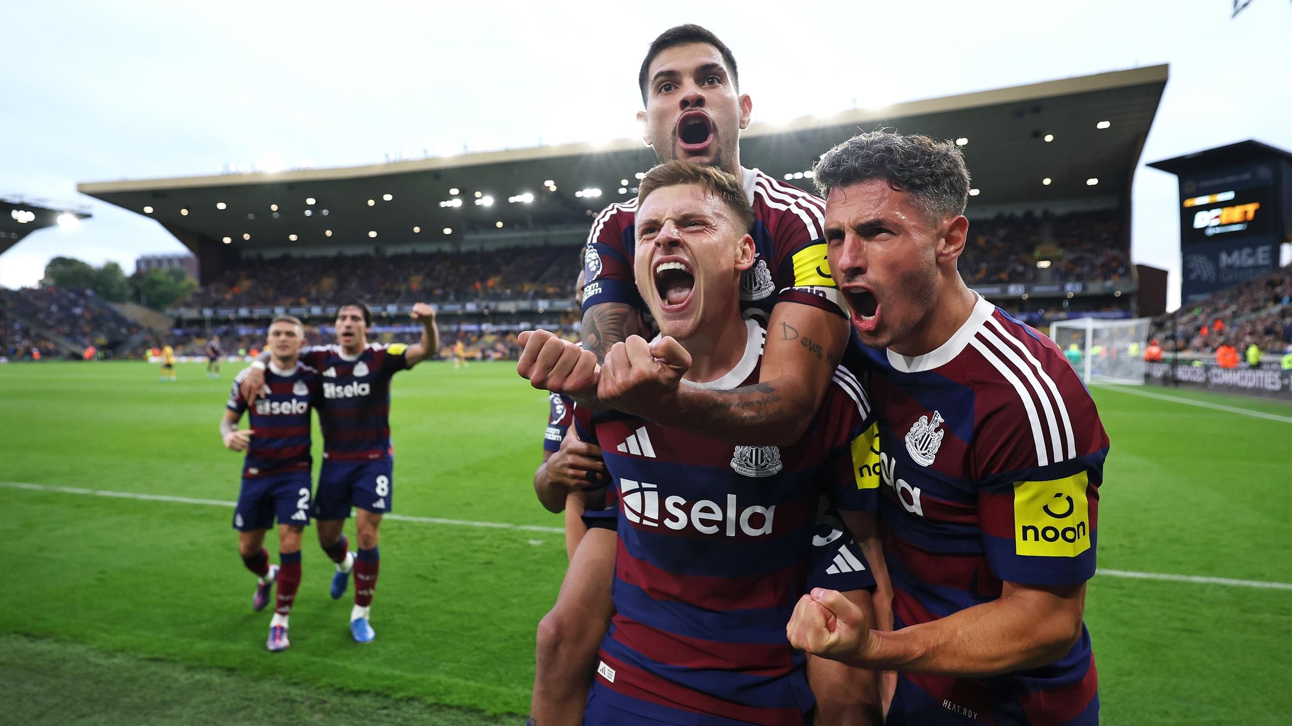 El grito de Barnes asegura la remontada del Newcastle ante los Wolves