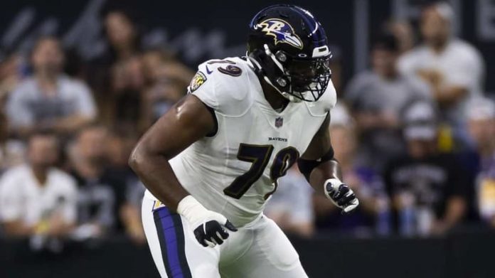 Ronnie Stanley Ravens pic