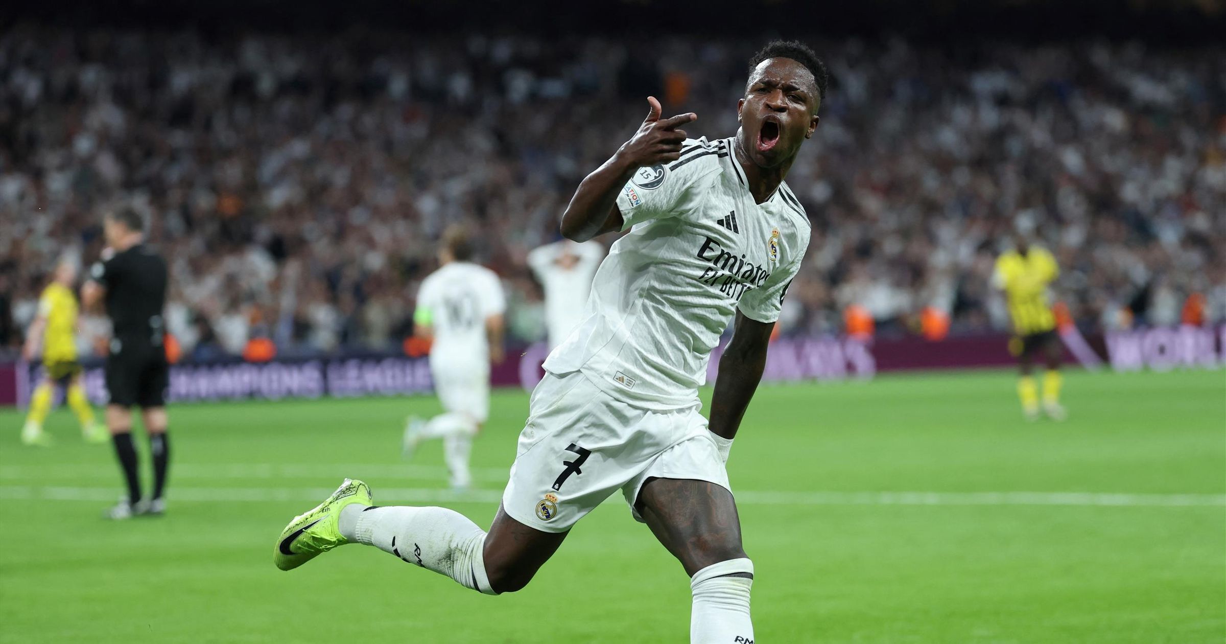 El hat-trick de Vinicius inspira al Madrid a sorprender al Dortmund con una remontada memorable