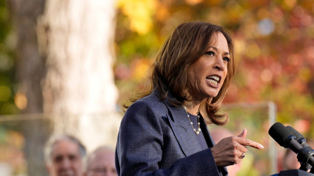 Harris dice que su presidencia no será una "continuación" de la de Biden en una ardiente entrevista con Fox News