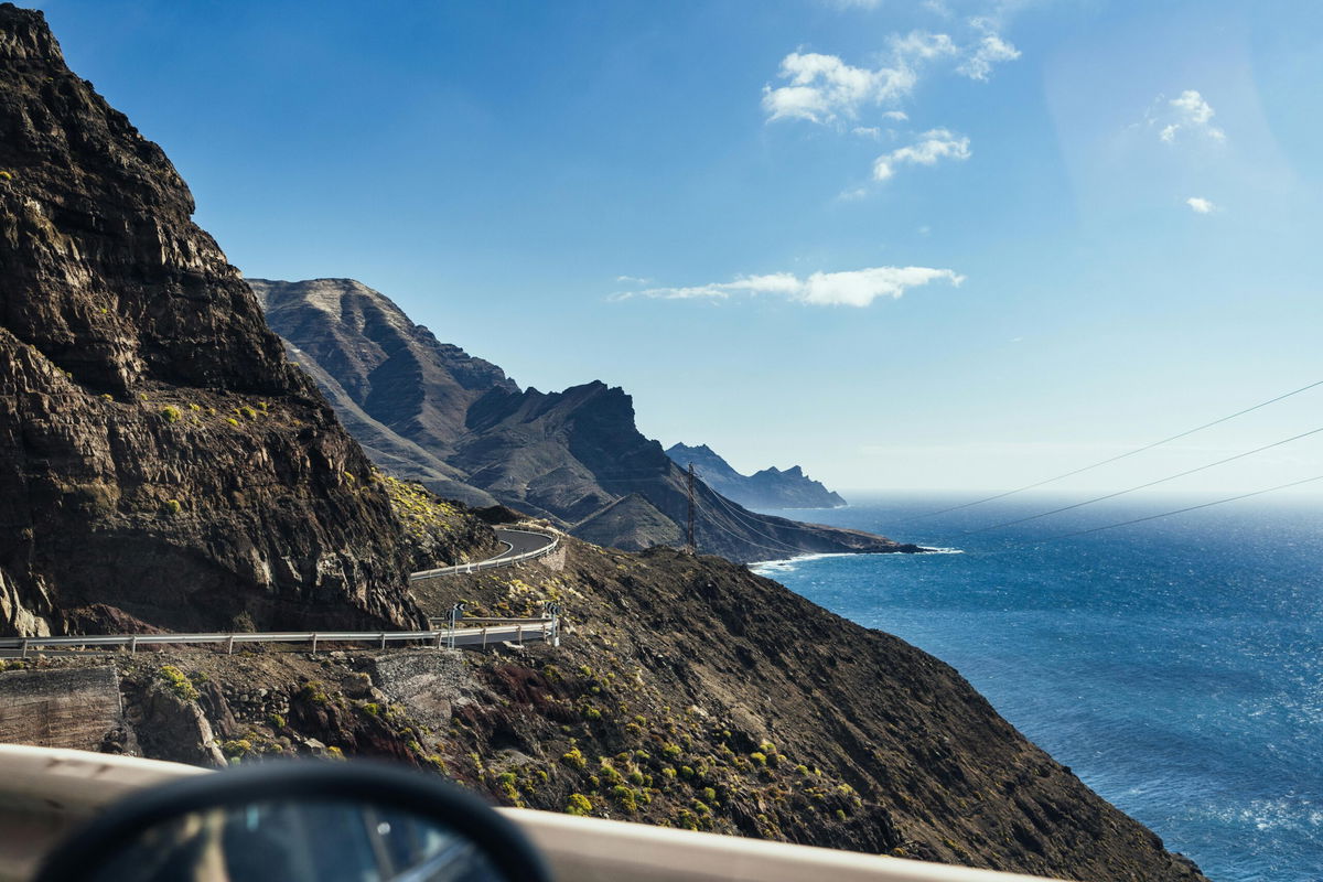 Caos migratorio en Canarias mientras la crisis se sale de control