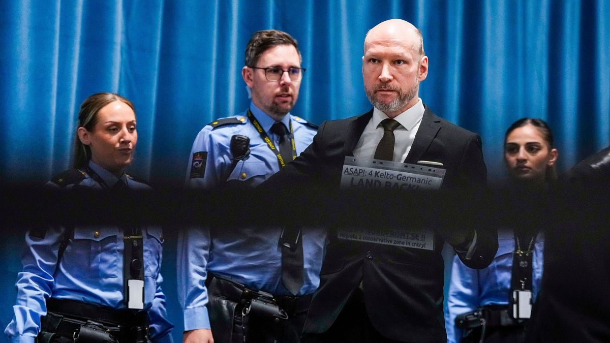 El asesino en masa noruego Anders Breivik busca libertad condicional por segunda vez