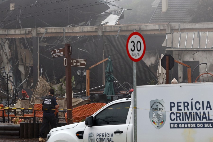 Al menos 10 muertos al estrellarse una avioneta en una ciudad brasileña popular entre turistas