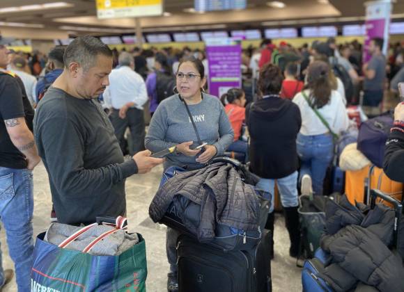 Turismo aéreo creció en noviembre; un millón 932 mil personas visitaron México: INEGI