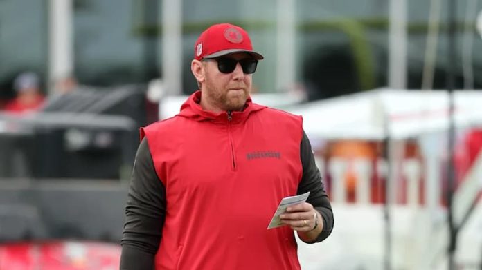 Liam Coen firma un nuevo contrato con los Bucs y se retirará de la búsqueda de entrenador en jefe de Jacksonville