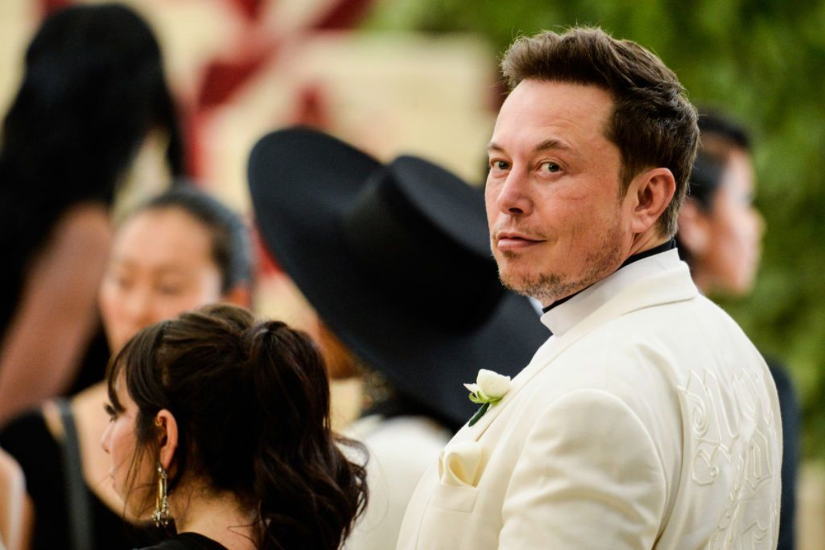 “No al nazismo”: millones de usuarios de Reddit votan para prohibir a X en el sitio después del gesto de Musk